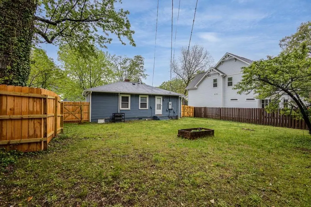 Minutes Away From Downtown Area Apartment Charlotte