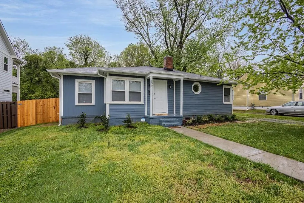 Minutes Away From Downtown Area Apartment Charlotte